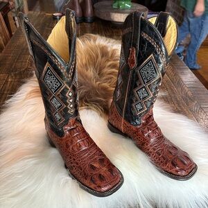 Men’s Size 9.5 Exotic Boots NEW no box